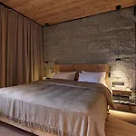 Enhotel זקופאנה